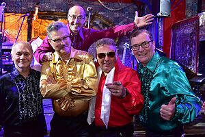 Fünf Mitglieder der Band Priscillas Rache