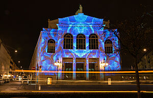 Außenansicht Gärtnerplatztheater beleuchtet