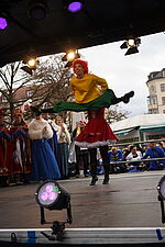 Narrhalla-Show: Pumuckl tanzt mit Heidi